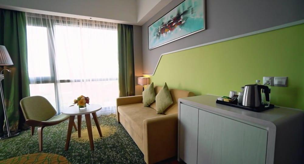 Hotel Sunway Velocity 4*